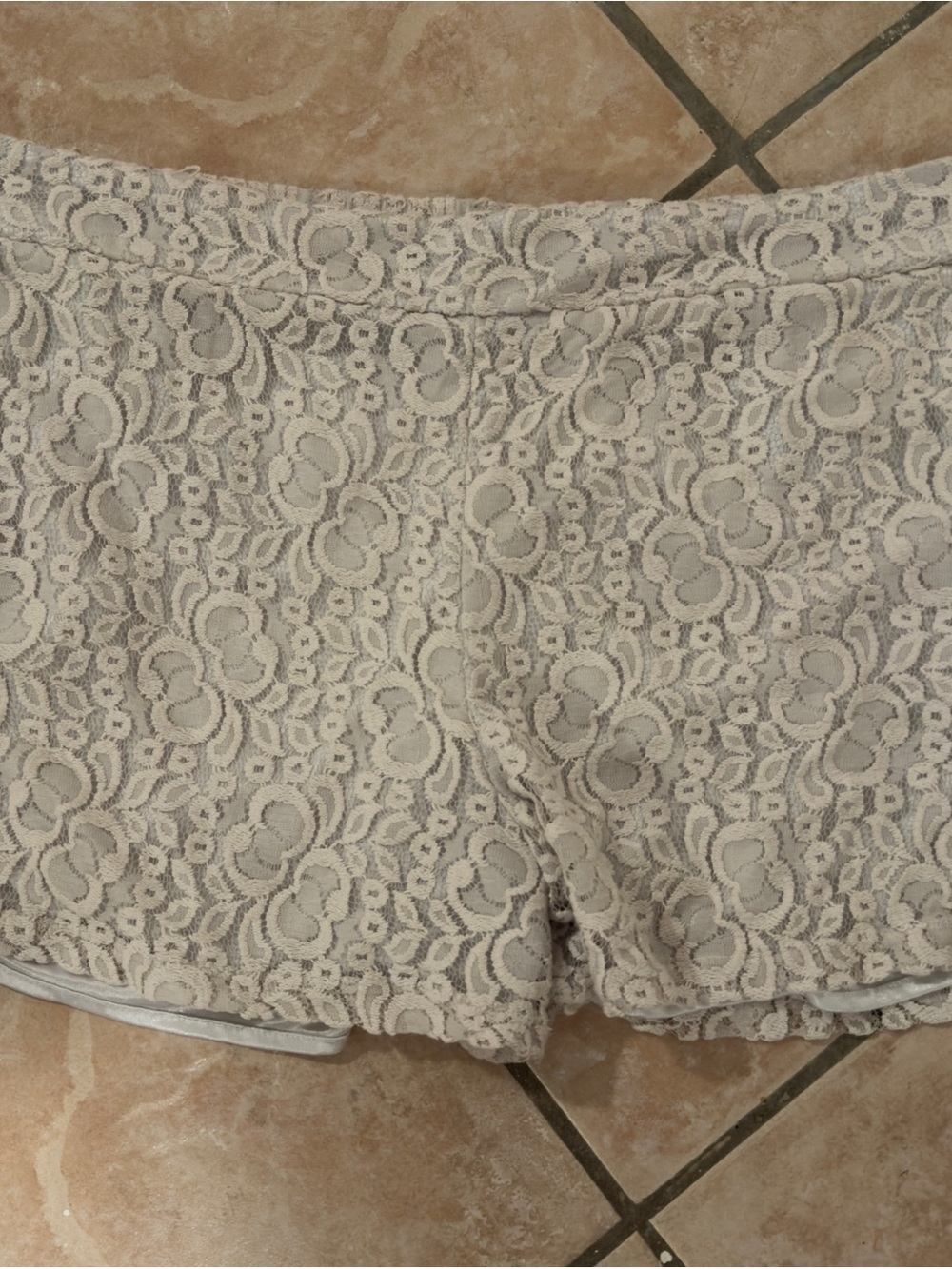 New York & Company Cream Lace Crochet Shorts Size XL